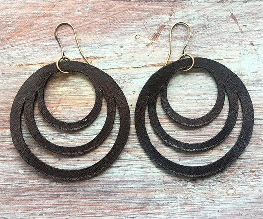 Leather Earrings /  Minimalist Earrings - Dangle Earrings - Boho Chic Earrings