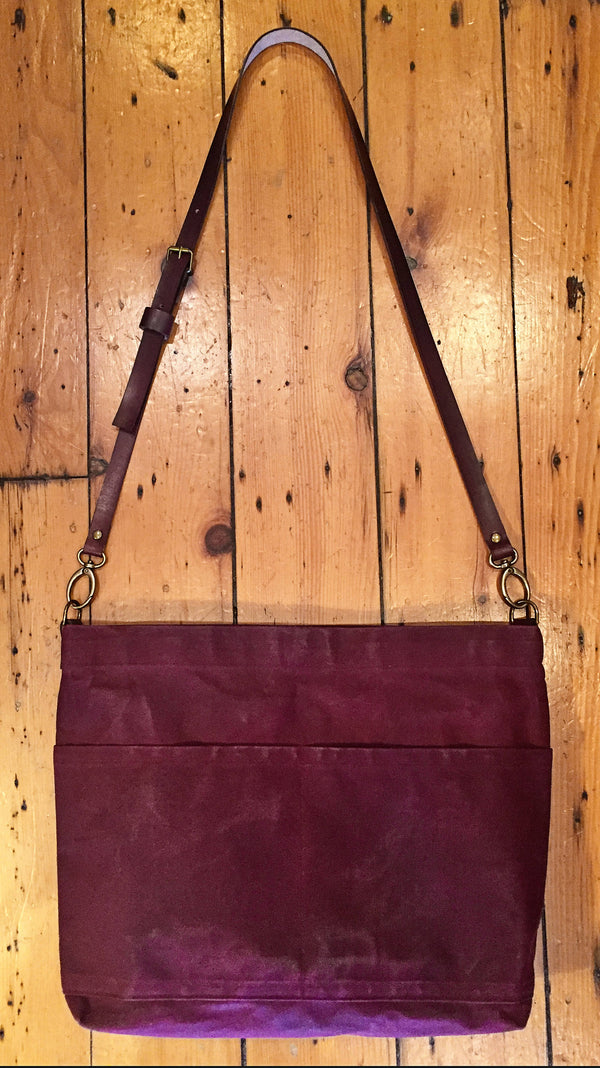 Waxed Canvas Crossbody Bag, Large Crossbody Bag, Waxed Canvas Tote, Hand Waxed Canvas in 24 colors