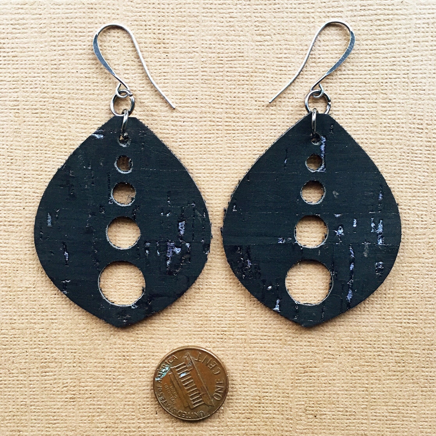 Cork Dangle Earrings /  Minimalist Earrings - Vegan Earrings - Boho Chic Earrings